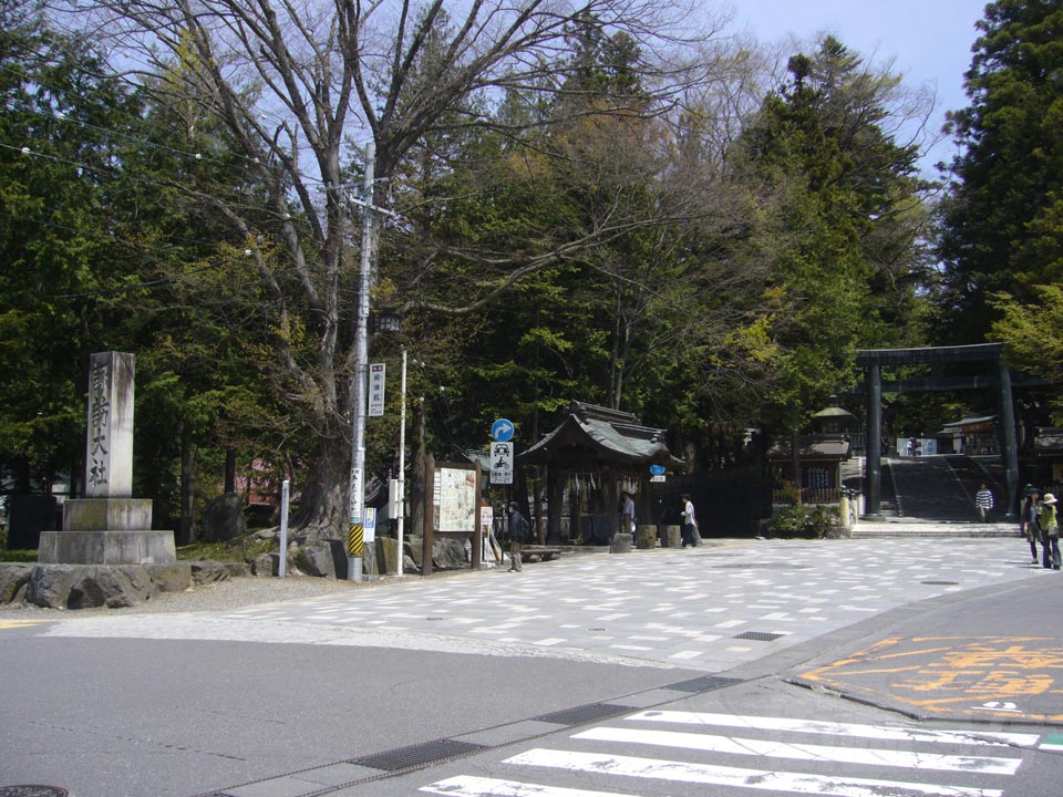 諏訪大社下社秋宮写真画像