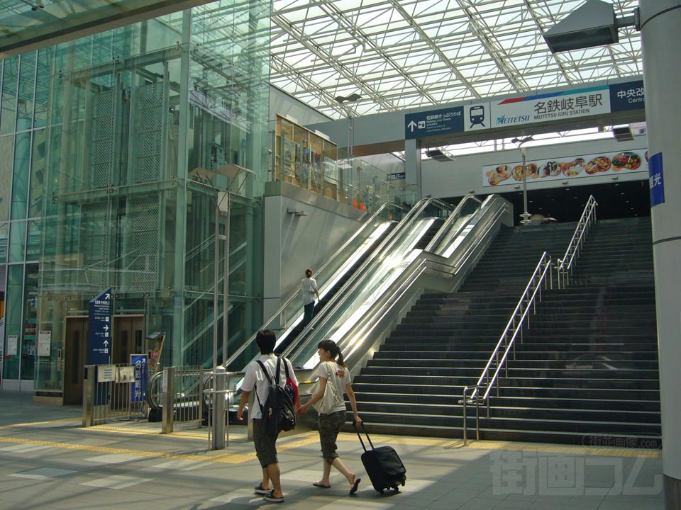 名鉄岐阜駅前写真画像