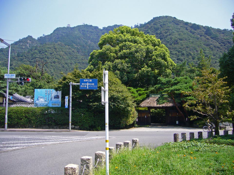 岐阜公園前交差点写真画像