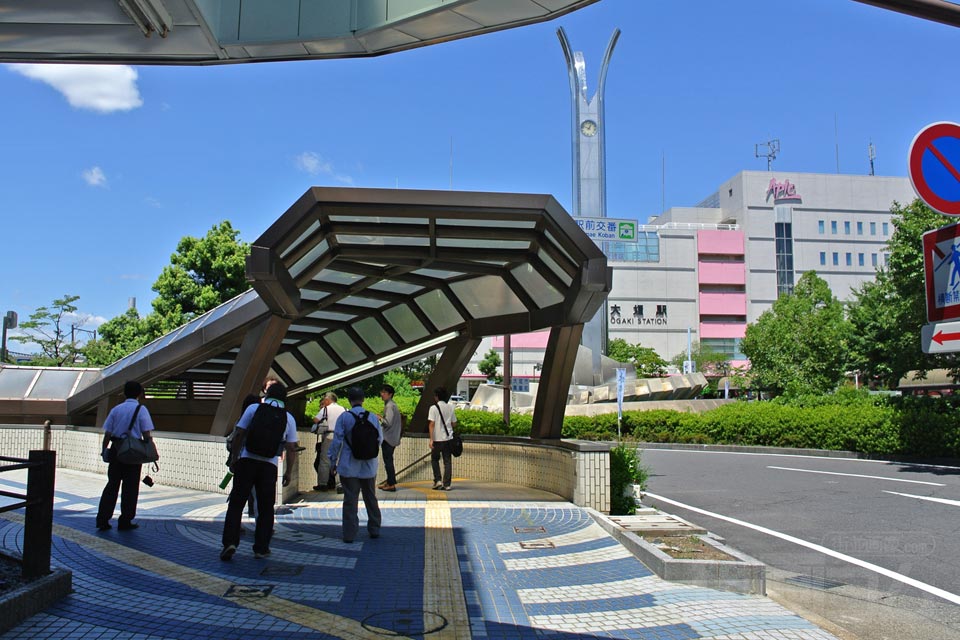 JR・樽見鉄道・養老鉄道大垣駅前