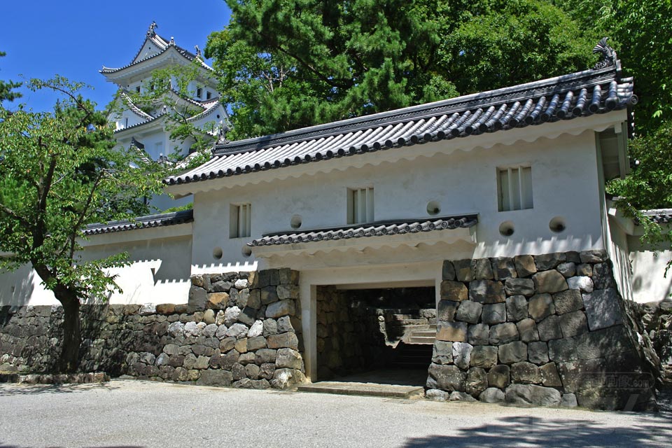 大垣城西門(模擬門)