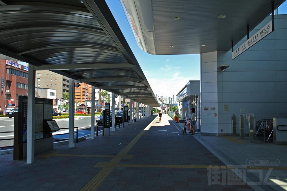 JR・樽見鉄道大垣駅北口前