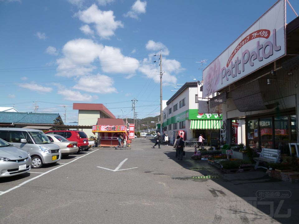 キッチンパートナーヤマワ本店写真画像