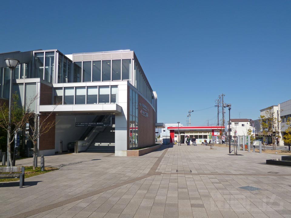 JR鵜沼駅・名鉄新鵜沼駅北口前