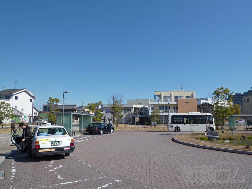 JR鵜沼駅・名鉄新鵜沼駅北口前