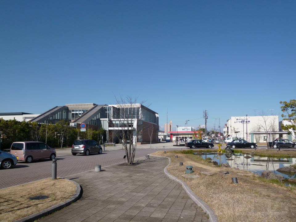 JR鵜沼駅・名鉄新鵜沼駅北口前