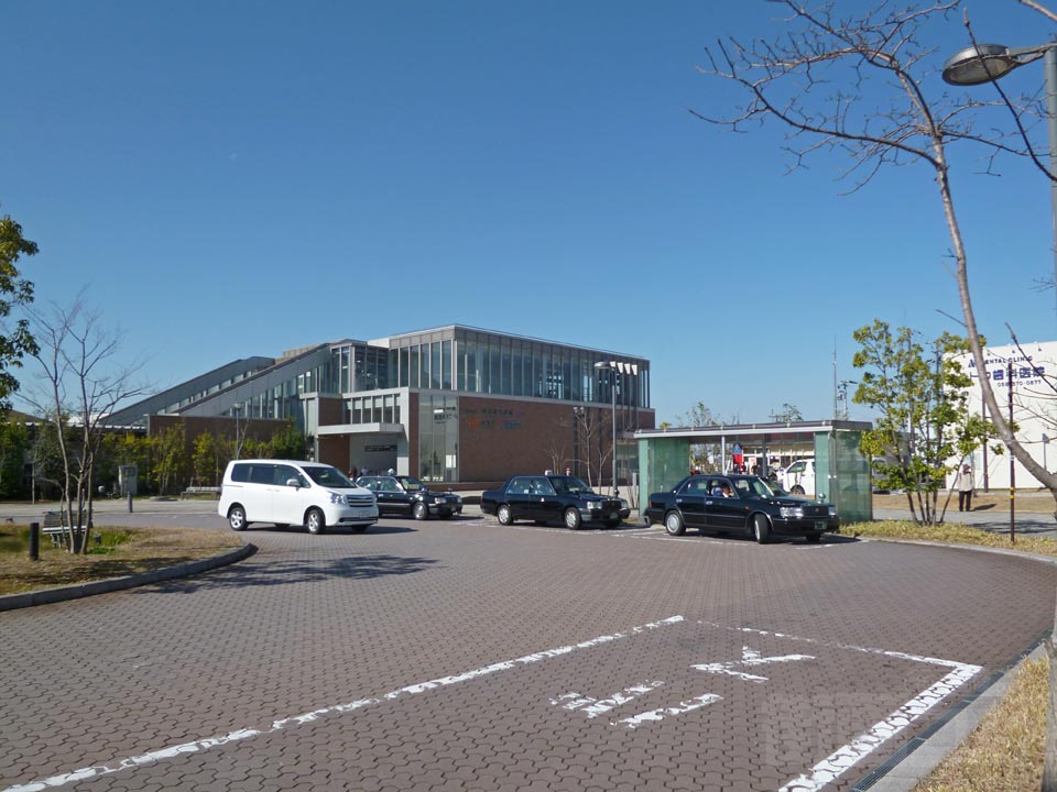 JR鵜沼駅・名鉄新鵜沼駅北口前