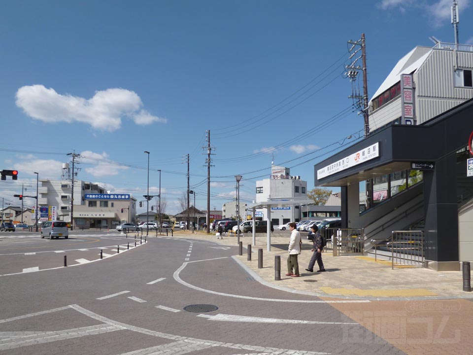名鉄新鵜沼駅・JR鵜沼駅西口前