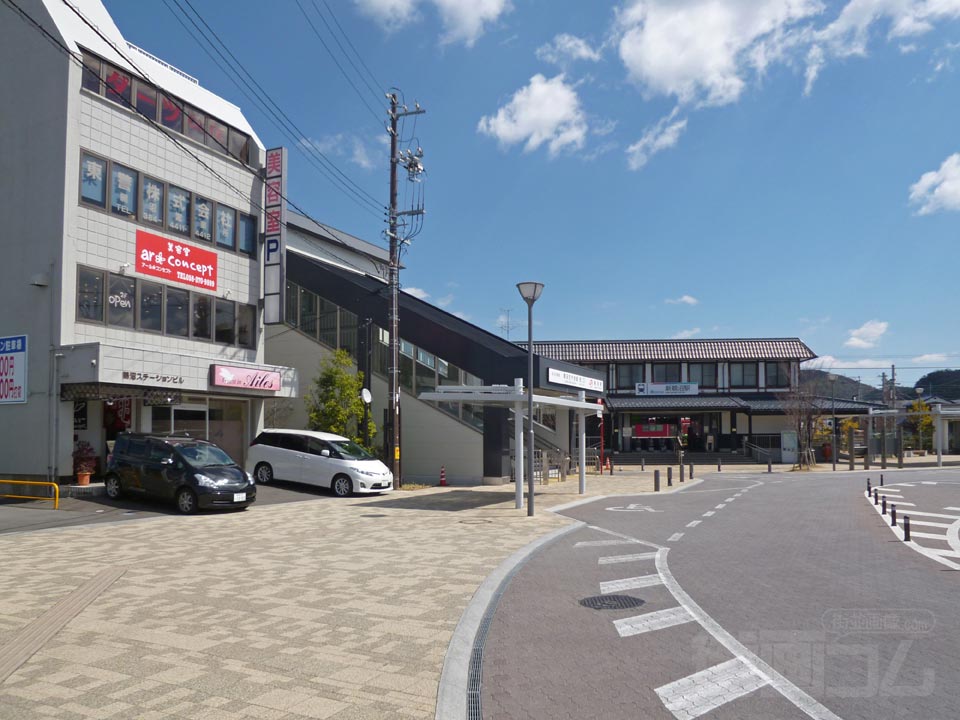 名鉄新鵜沼駅・JR鵜沼駅西口前