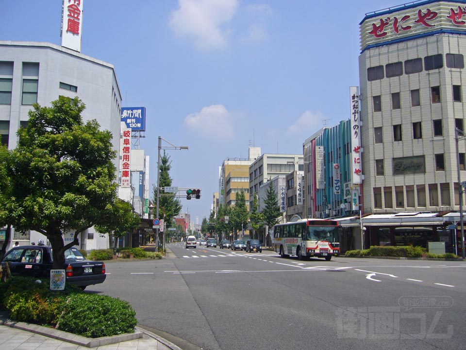 神田町3丁目交差点