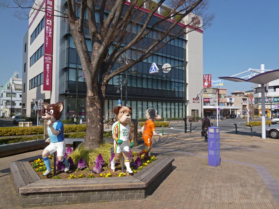 JR藤枝駅北口前