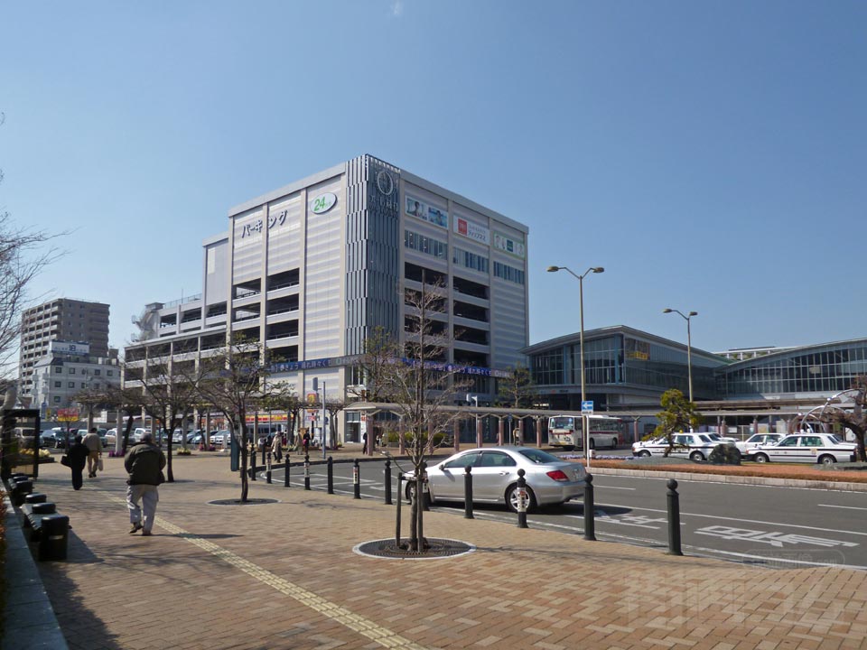 JR藤枝駅南口前