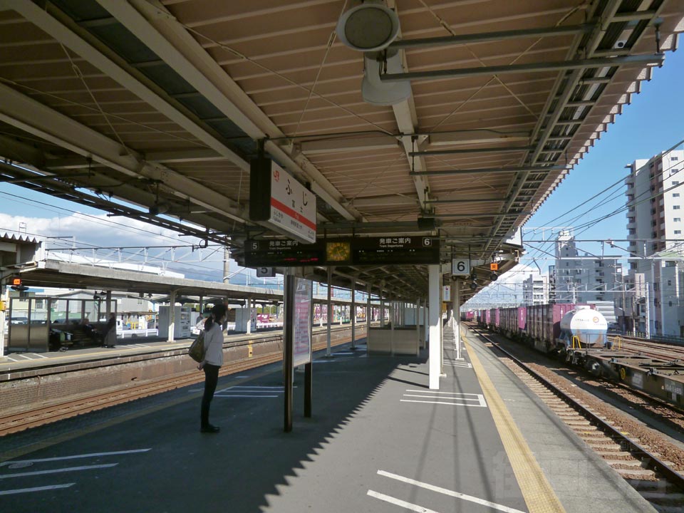 JR富士駅ホーム(JR東海道本線)