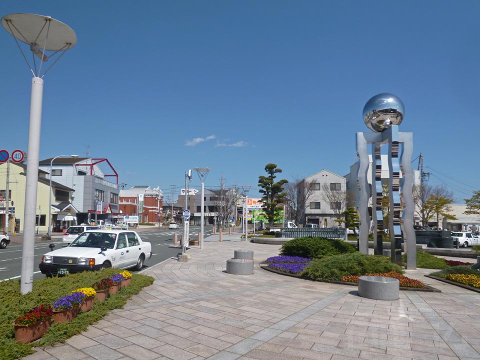 JR袋井駅前