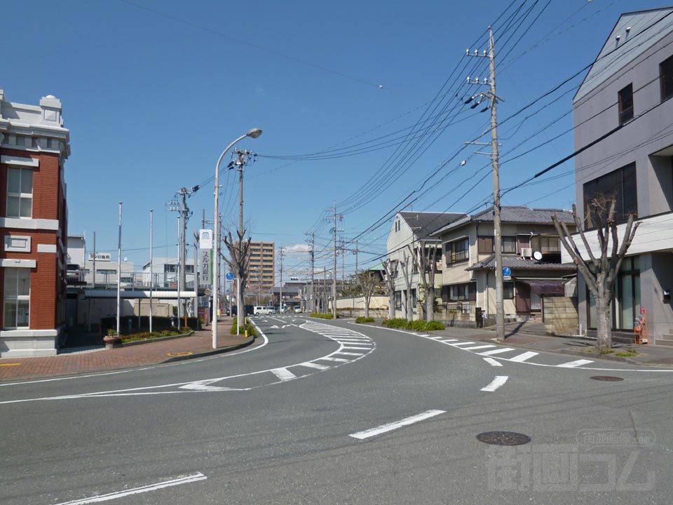 JR袋井駅前