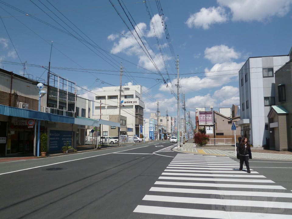 天平通り(磐田駅前商店街ジュビロード)