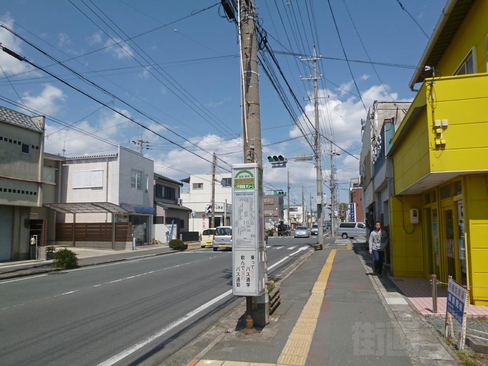 磐田市役所バス停