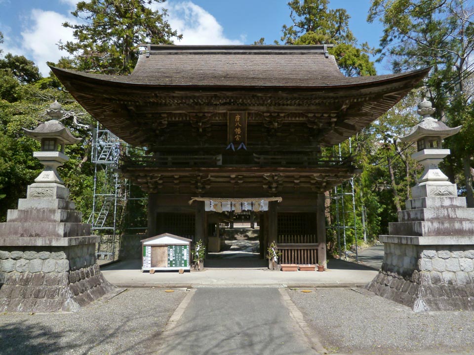 遠江国府八幡宮楼門