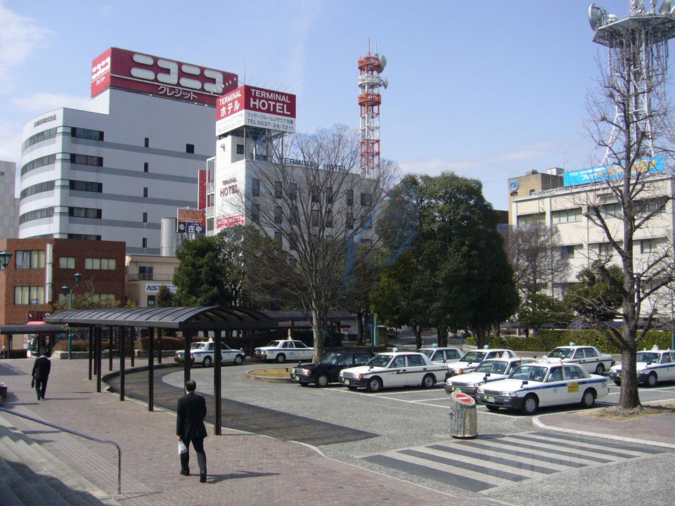 JR掛川駅北口前