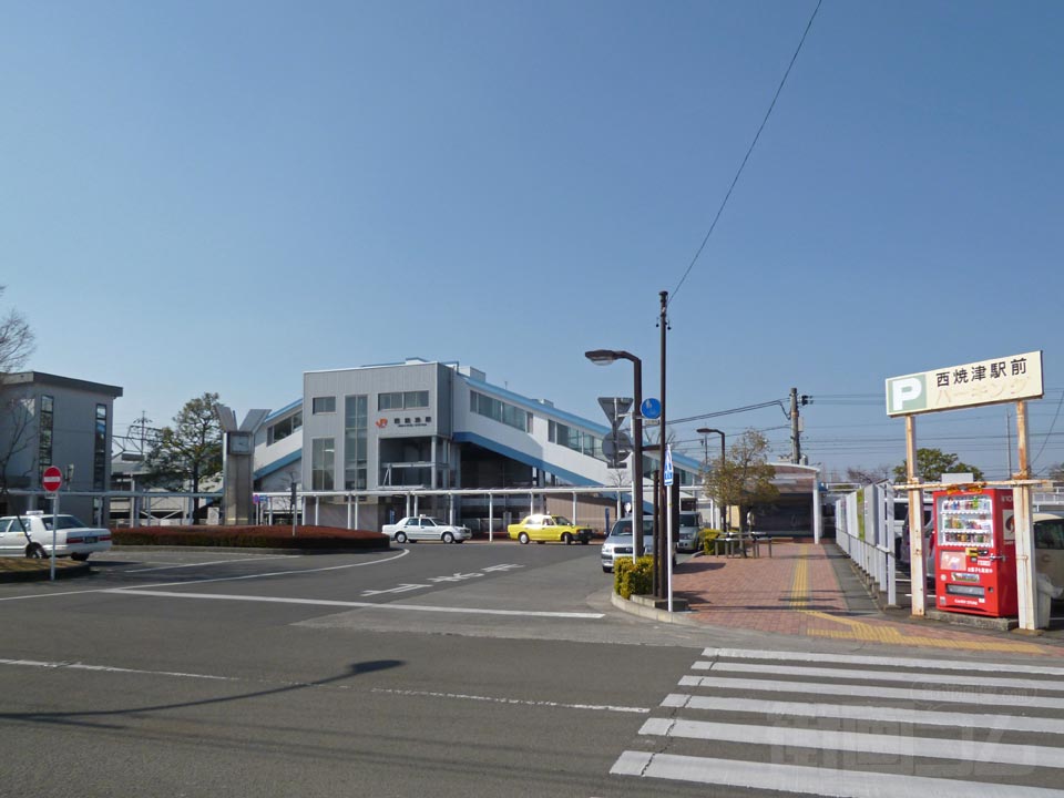 JR西焼津駅南口前