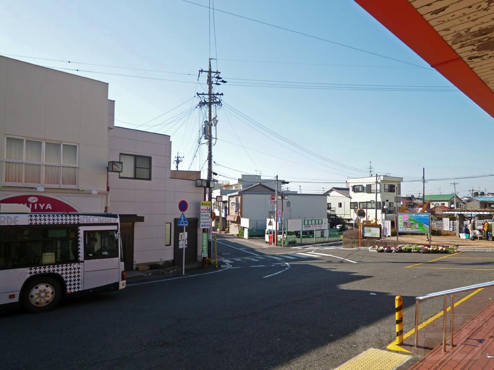 JR興津駅前写真画像