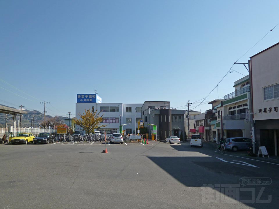 JR興津駅前写真画像