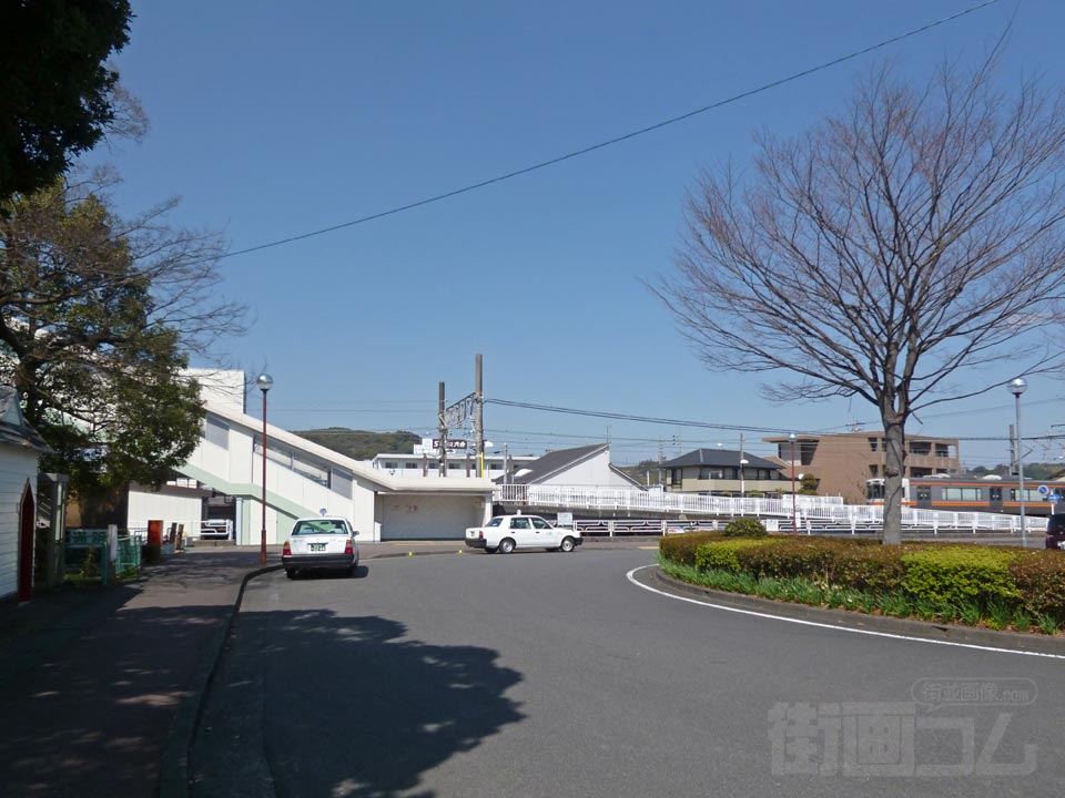 JR六合駅前南口前