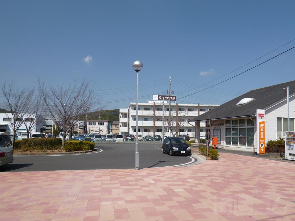 JR六合駅北口