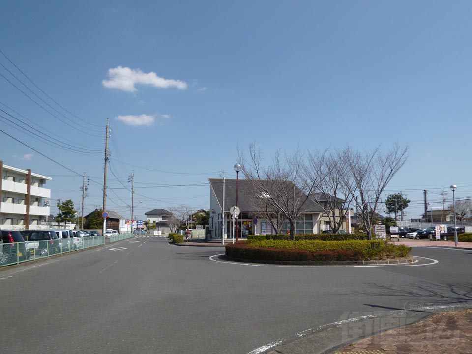 JR六合駅北口前