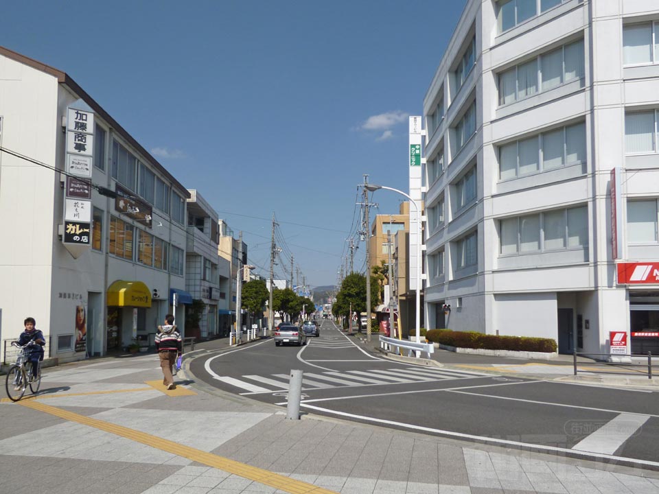 駅西通り写真画像