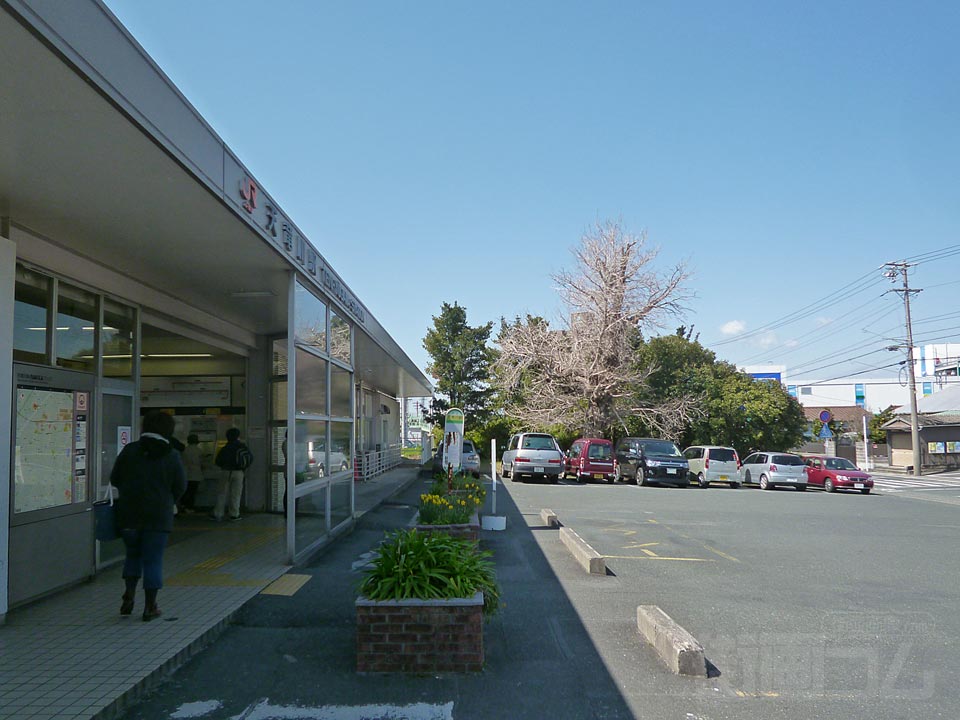 JR天竜川駅前