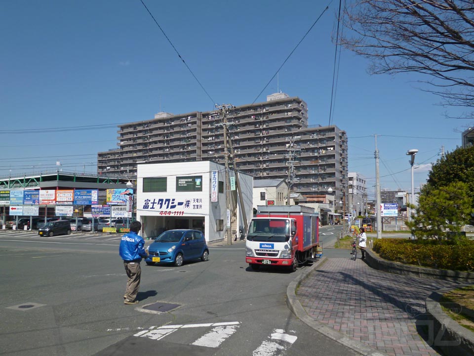 JR天竜川駅前