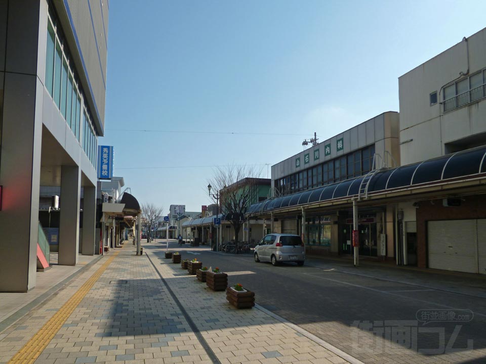 駅前名店街
