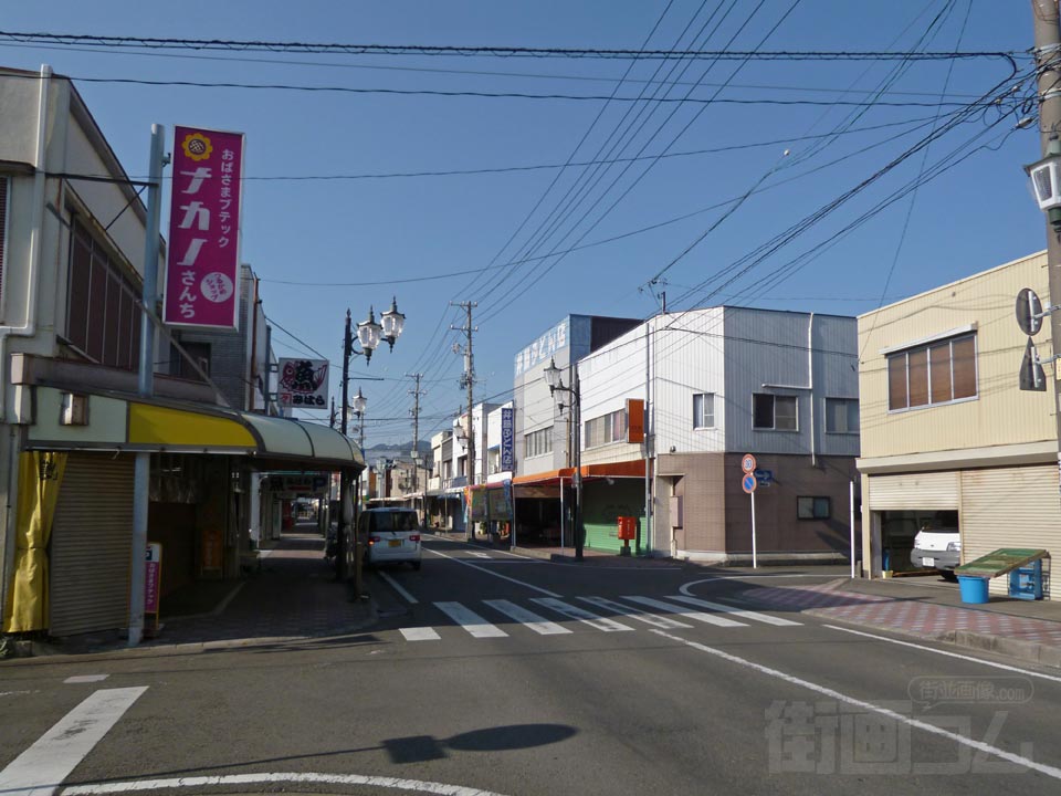 西町通り商店街(県道30号線)