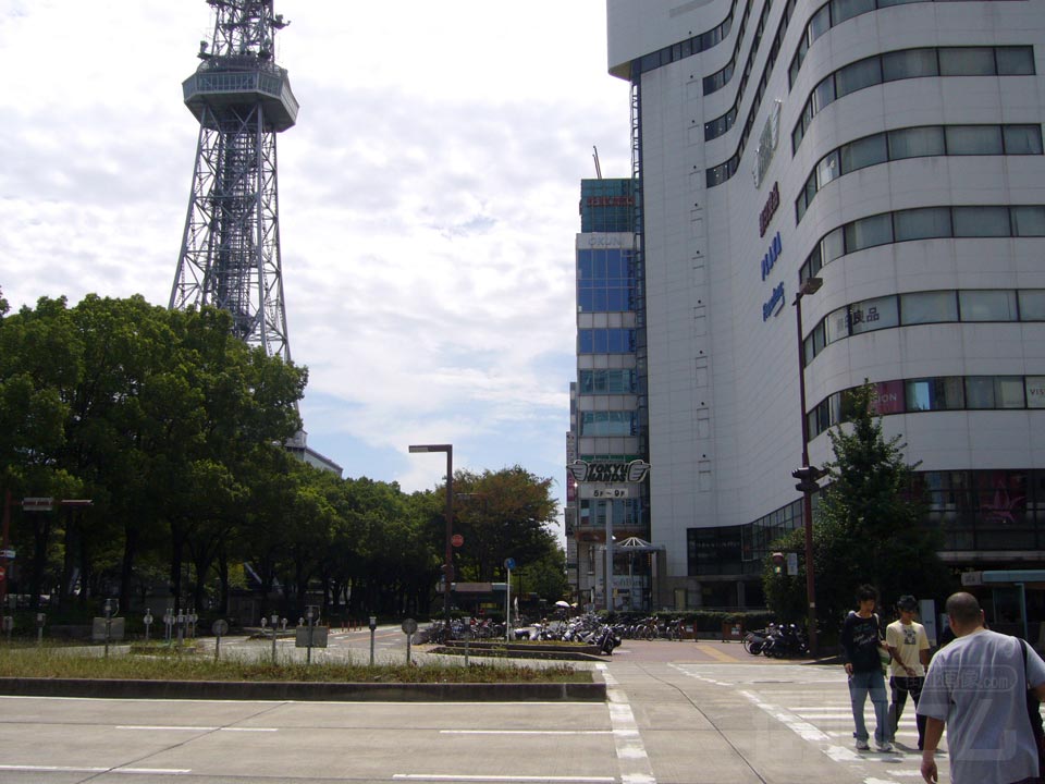 桜通久屋西交差点写真画像