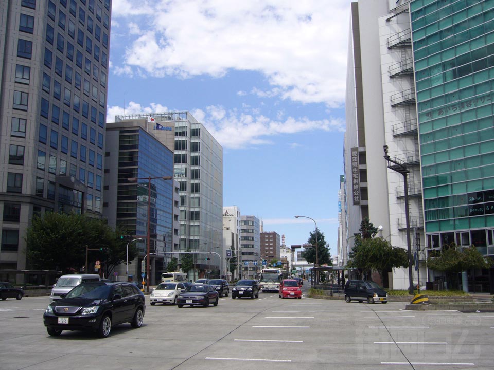 桜通大津交差点写真画像
