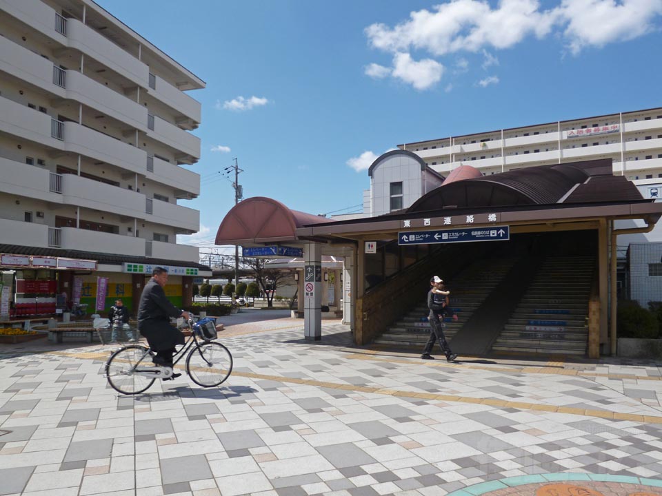 名鉄犬山駅東口写真画像