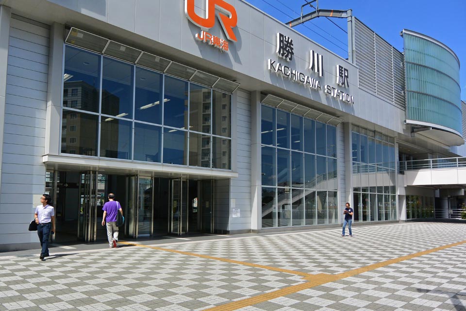 JR勝川駅南口