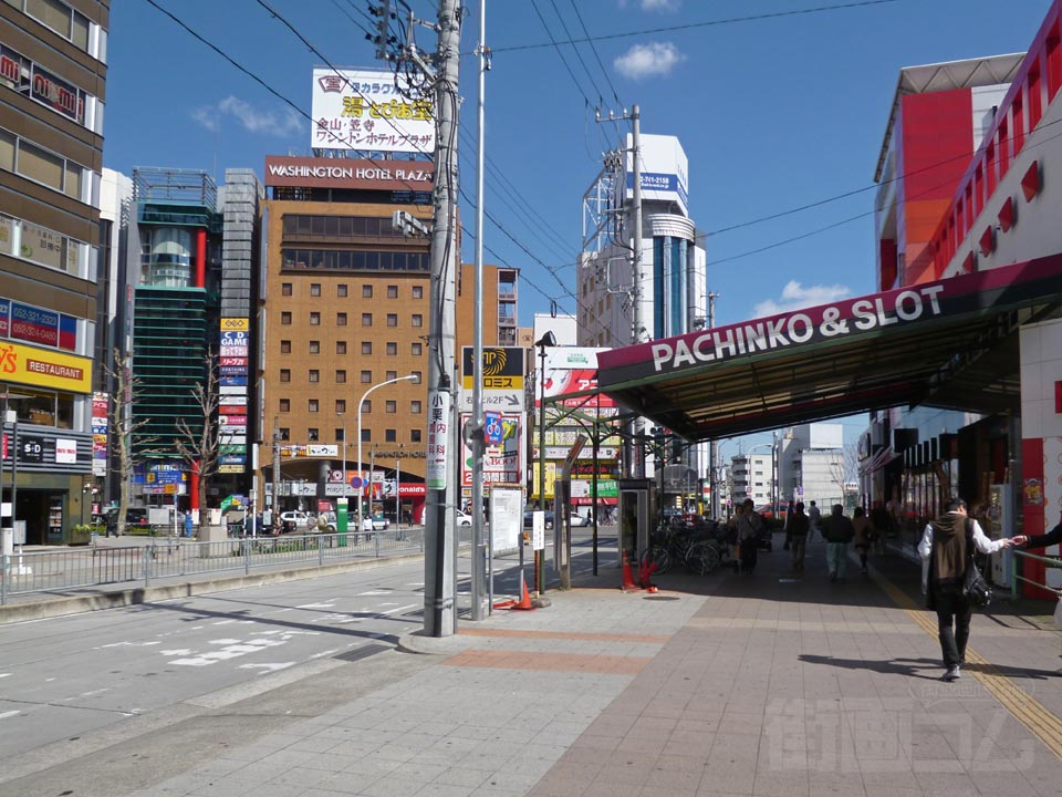 金山総合駅北口前