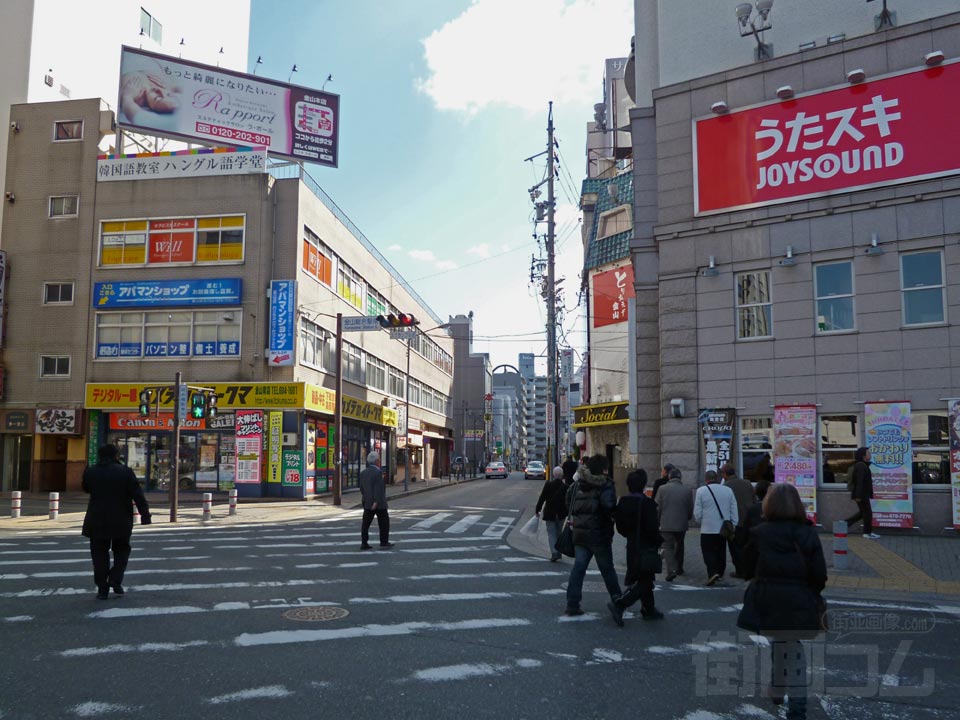 金山総合駅南交差点