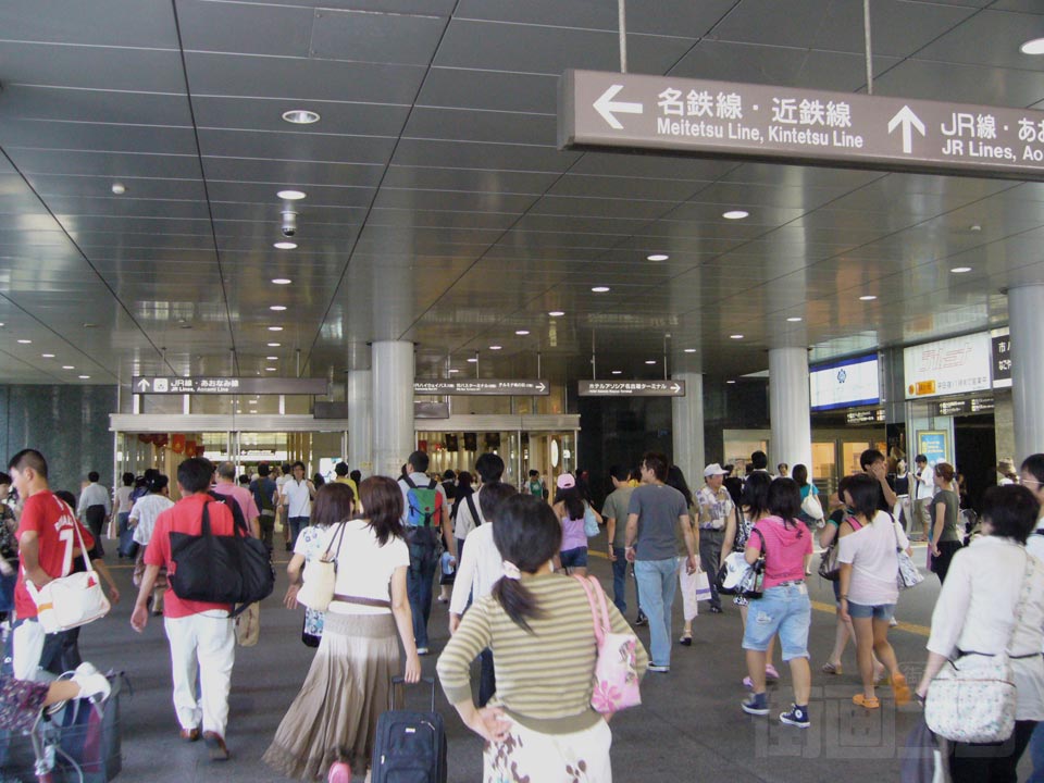 JR名古屋駅桜通口