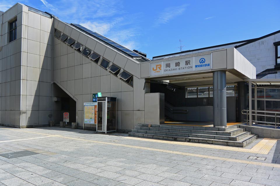 JR・愛知環状鉄道岡崎駅西口