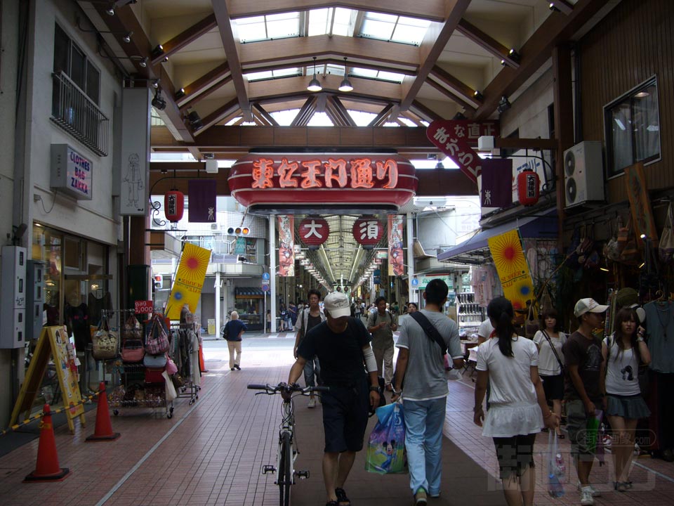 東仁王門通り