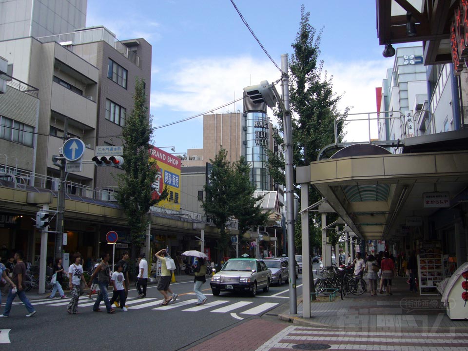 大須本通
