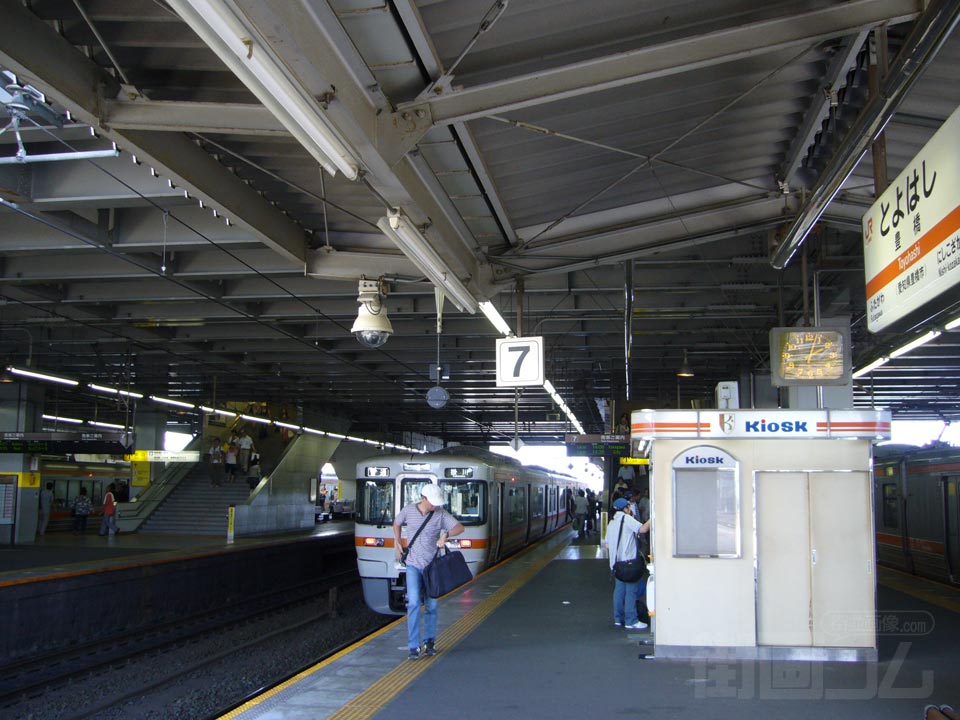 JR豊橋駅写真画像