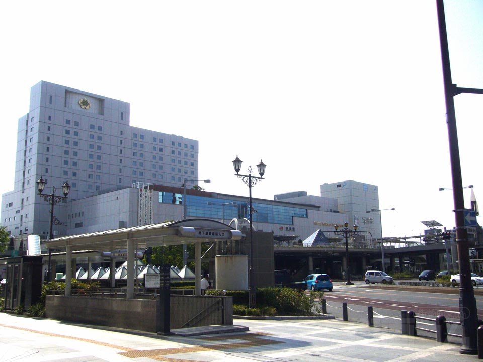 JR豊橋駅東口写真画像