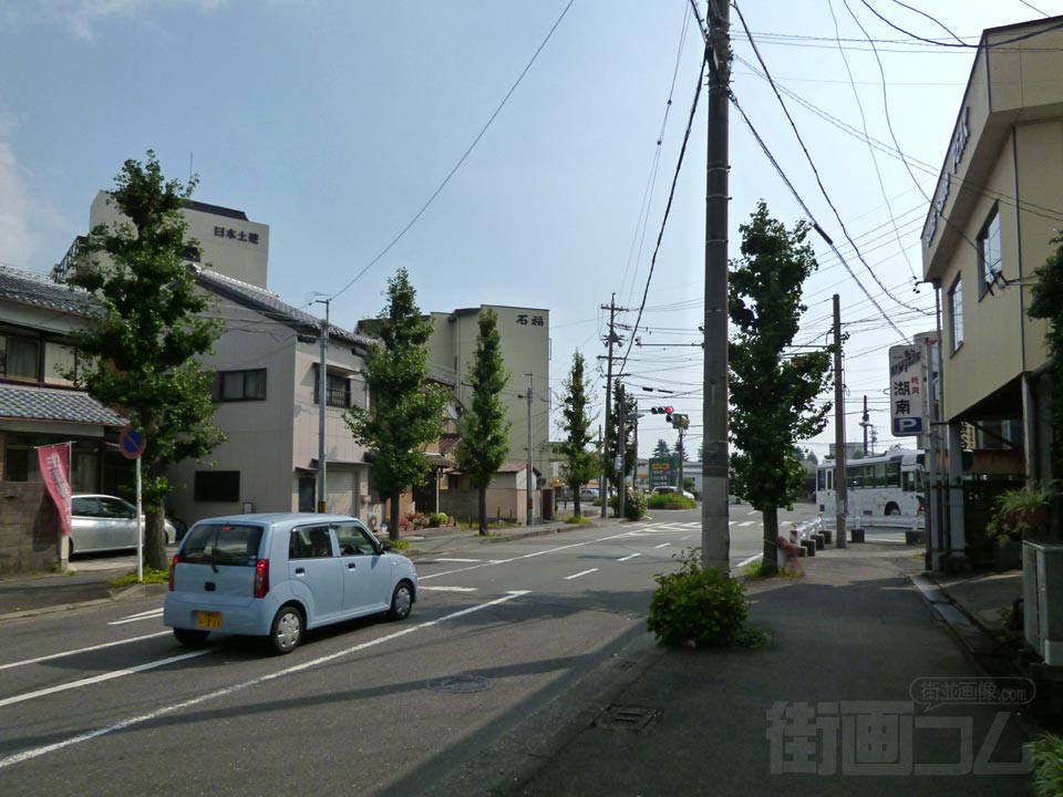 阿漕駅前通り