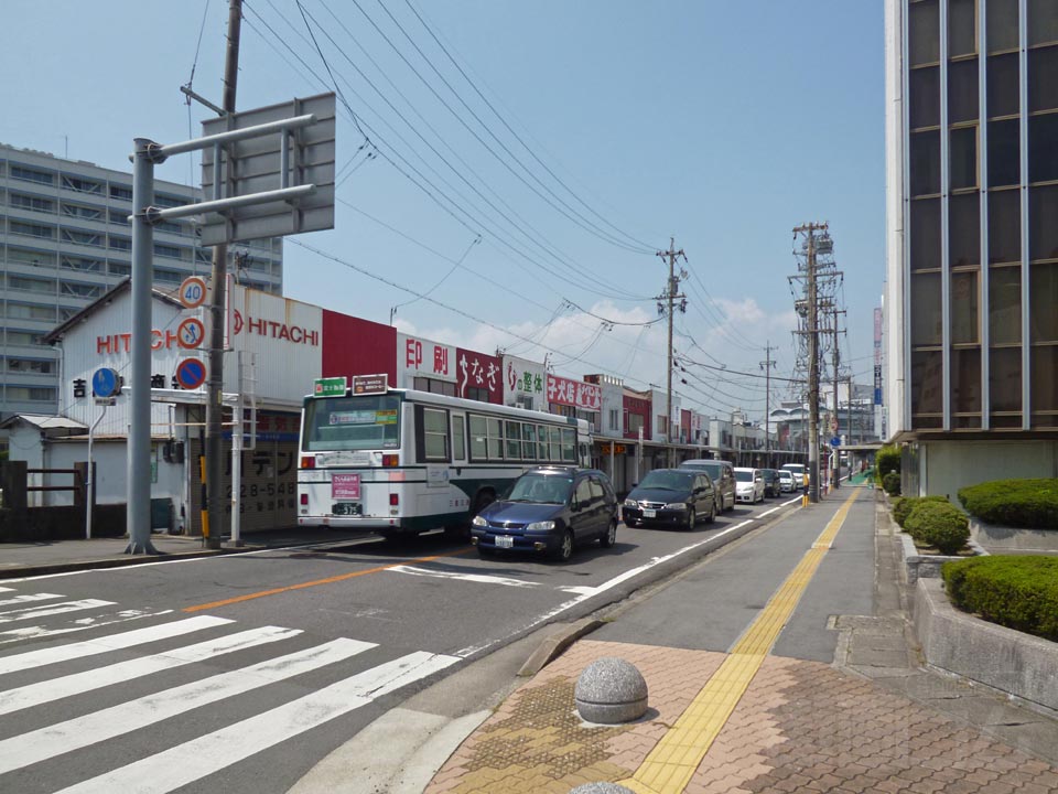 岩田橋商店街(伊賀街道)