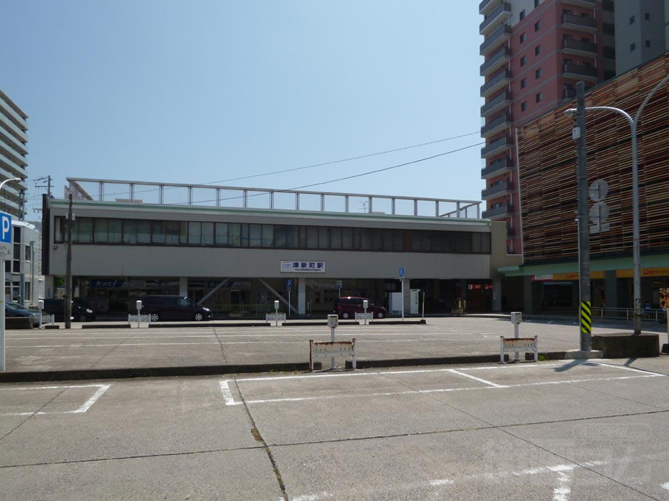 近鉄津新町駅