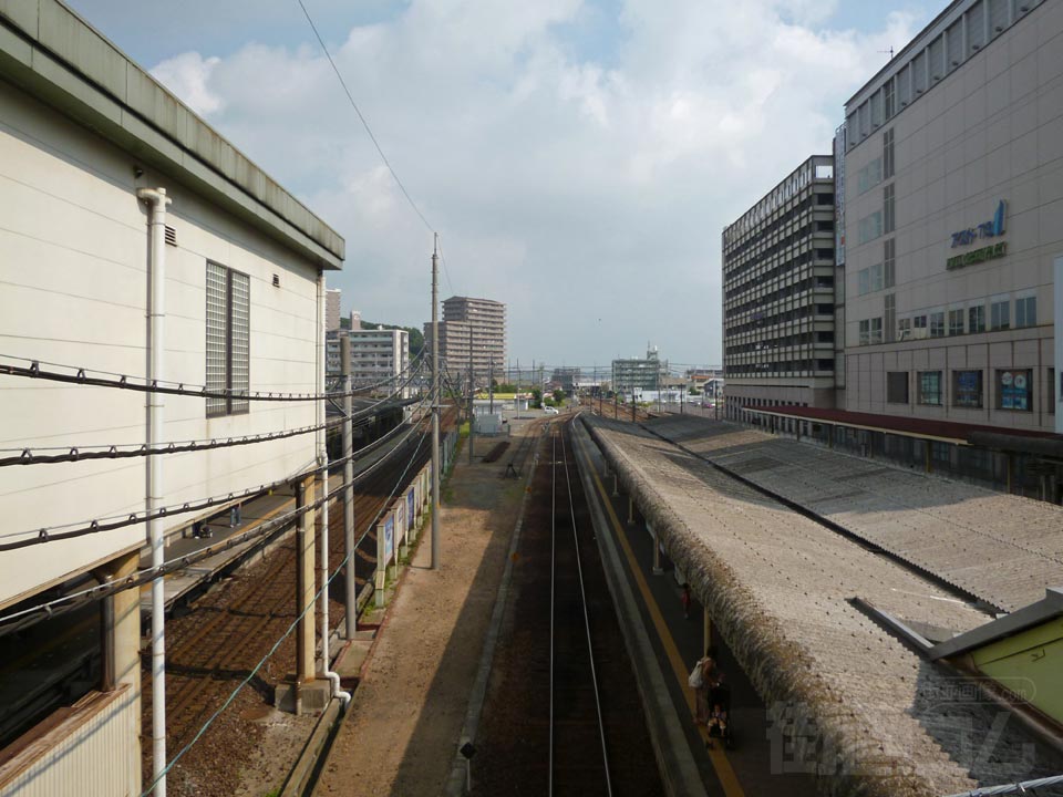 JR・伊勢鉄道津駅ホーム